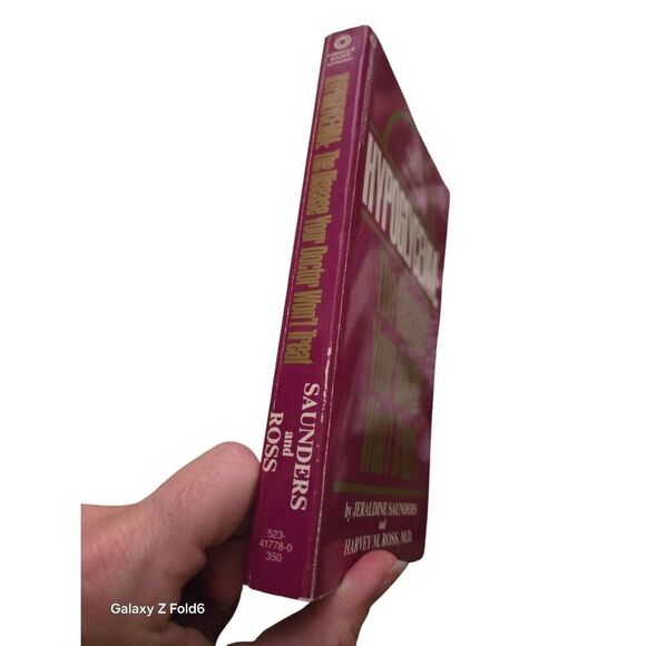 Hypoglycemia: the disease your doctor won't treat by Jeraldine Saunders and Harv - Picture 3 of 6